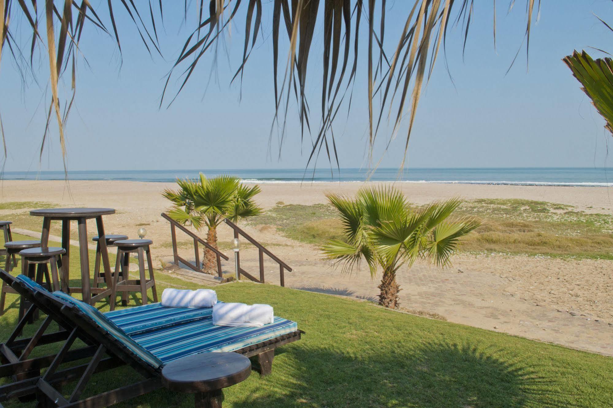 Burning Shore Hotel Langstrand Екстер'єр фото